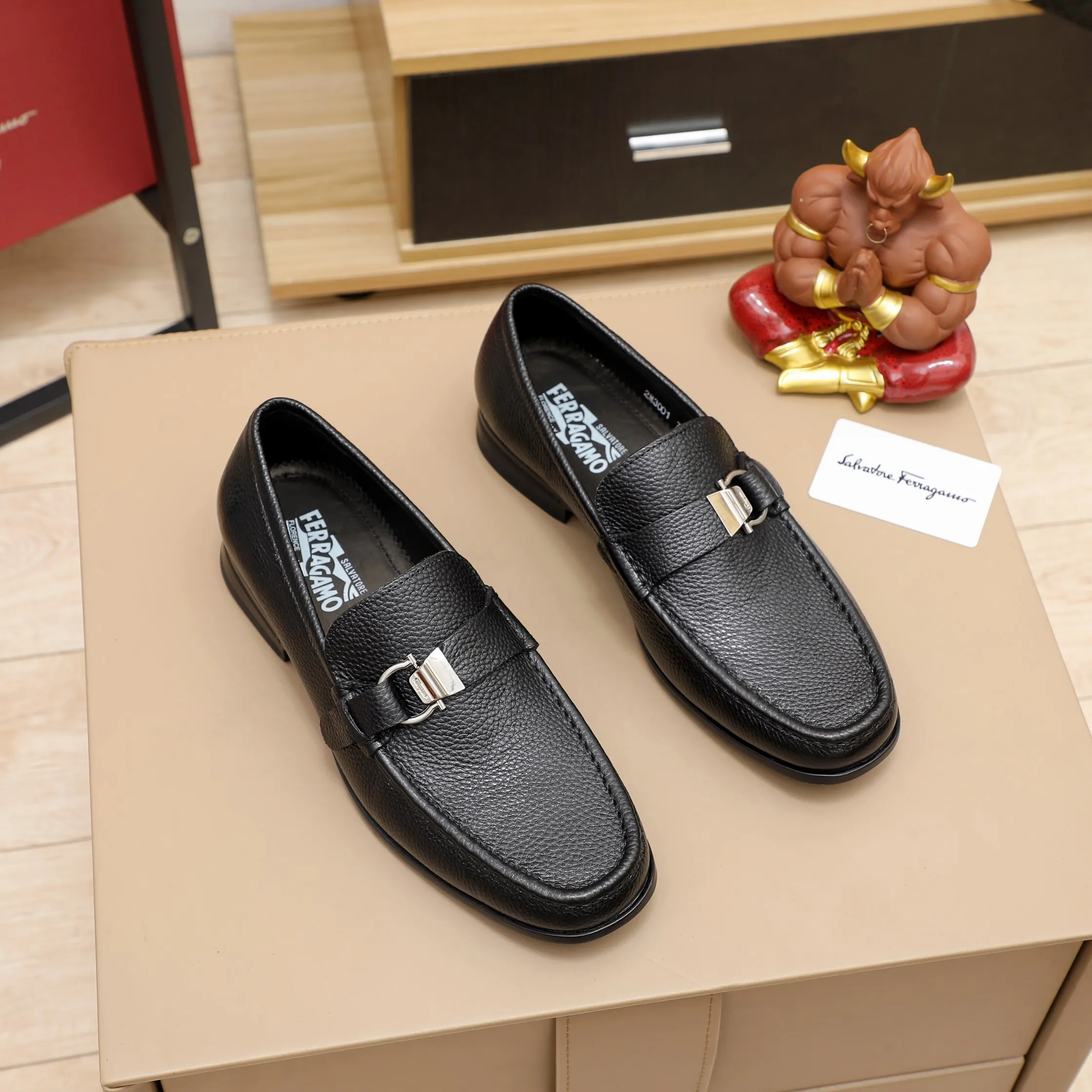Men's shoes 💰540 🕷🕷🐂【Ferragamo】Ferragamo Popular fashionable casual shoes🇨🇳Official website counter 1:1 production, original mold opening💯Good quality visible, imported high-end first-layer pebbled calfskin, water-dyed🐂leather lining🌿very clear texture, high-quality waterproof, non-slip and wear-resistant outsole🎋high quality and low price, truly handmade🍓Black optional! Code number 38-45……